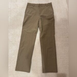 Vineyard Vines boys khaki Chinos 18